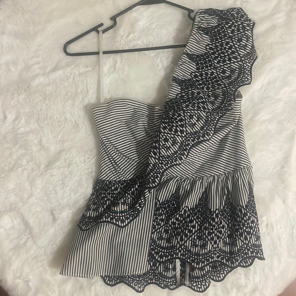 BCBGMAXAZRIA SHIRT